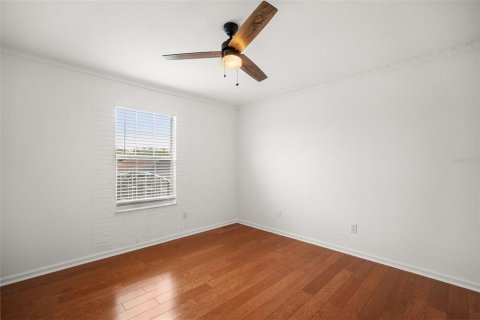 Villa ou maison à vendre à Orlando, Floride: 5 chambres, 262.54 m2 № 2267439 - photo 15