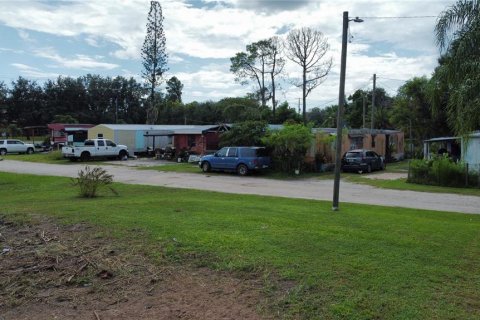 Commercial property in Riverview, Florida № 2391468 - photo 8