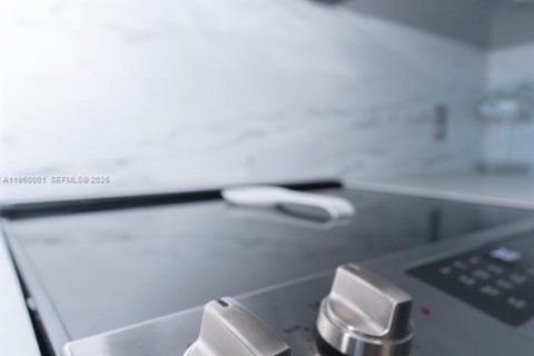 Condominio en venta en Miami Beach, Florida, 1 dormitorio, 53.88 m2 № 2005910 - foto 8