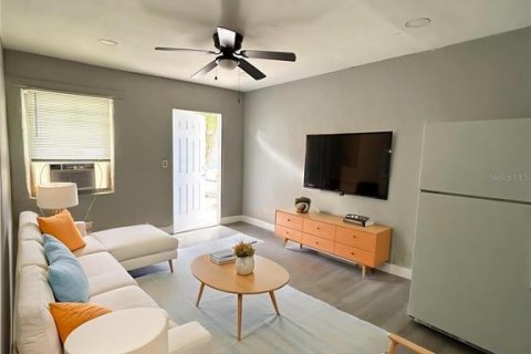 Appartement à louer à Daytona Beach, Floride: 2 chambres, 60.39 m2 № 2386437 - photo 2