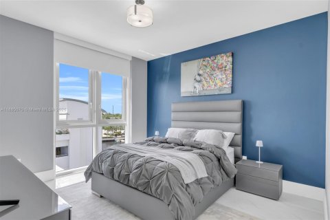 Condo in North Miami Beach, Florida, 2 bedrooms  № 1978784 - photo 21