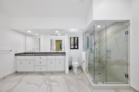 Купить кондоминиум в Майами, Флорида 3 комнаты, 157.93м2, № 2085540 - фото 25