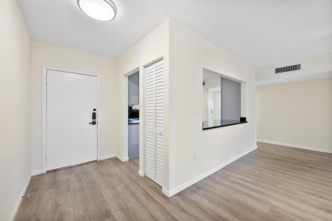 Купить кондоминиум в Майами, Флорида 3 комнаты, 157.93м2, № 2085540 - фото 4