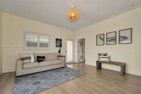 Villa ou maison à vendre à Islamorada, Village of Islands, Floride: 3 chambres, 186.73 m2 № 1960052 - photo 16