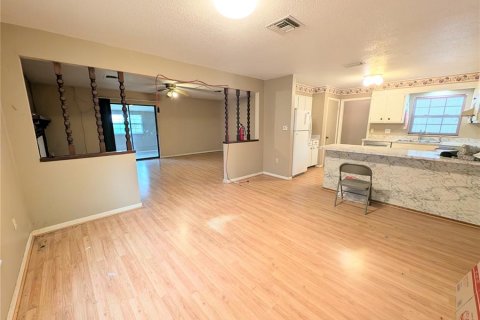 Casa en venta en Ocala, Florida, 3 dormitorios, 136.85 m2 № 2387718 - foto 6