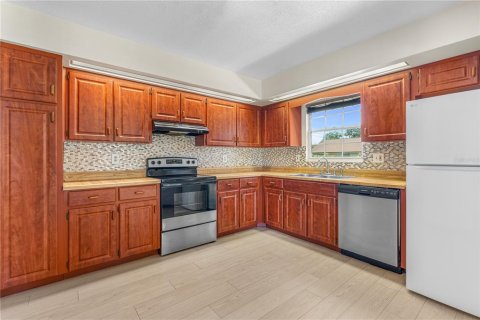 Villa ou maison à vendre à Daytona Beach, Floride: 2 chambres, 117.71 m2 № 2227641 - photo 15