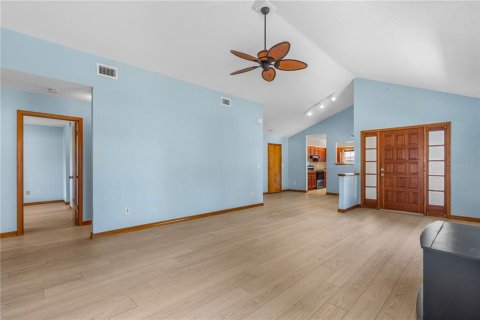Villa ou maison à vendre à Daytona Beach, Floride: 2 chambres, 117.71 m2 № 2227641 - photo 12