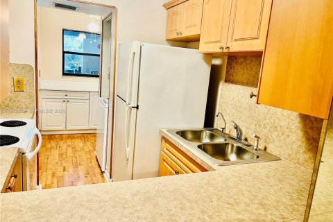 Condominio en venta en Plantation, Florida, 2 dormitorios, 112.41 m2 № 2152438 - foto 5