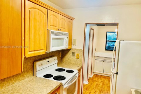 Condominio en venta en Plantation, Florida, 2 dormitorios, 112.41 m2 № 2152438 - foto 4