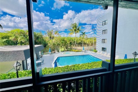 Condominio en venta en Plantation, Florida, 2 dormitorios, 112.41 m2 № 2152438 - foto 2
