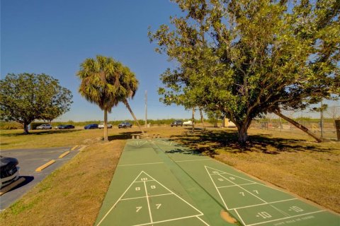 Condo in Lake Wales, Florida, 2 bedrooms № 2094199 - photo 20