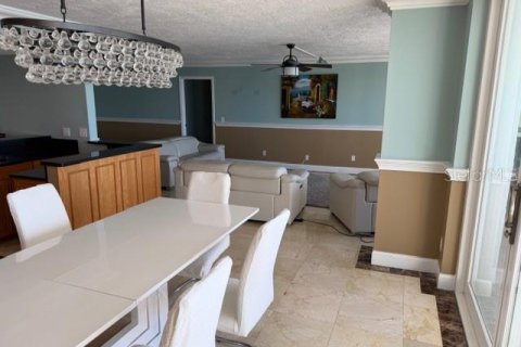 Copropriété à louer à Saint Petersburg, Floride: 3 chambres, 179.77 m2 № 2144984 - photo 3