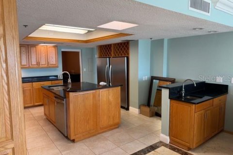Copropriété à louer à Saint Petersburg, Floride: 3 chambres, 179.77 m2 № 2144984 - photo 7