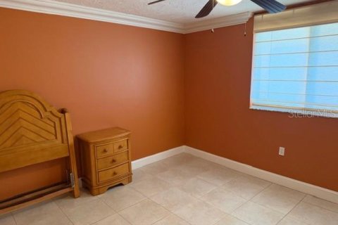 Copropriété à louer à Saint Petersburg, Floride: 3 chambres, 179.77 m2 № 2144984 - photo 15