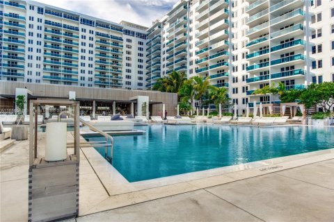 Condominio en alquiler en Miami Beach, Florida, 2 dormitorios, 109.62 m2 № 1859403 - foto 29