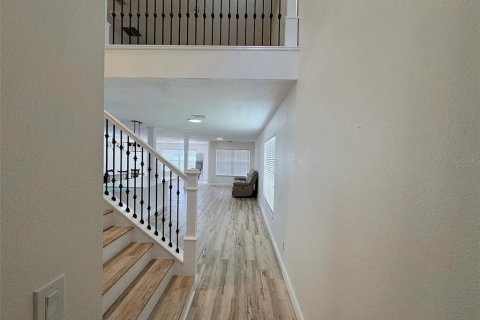 Villa ou maison à louer à Winter Garden, Floride: 3 chambres, 203.73 m2 № 2383936 - photo 4