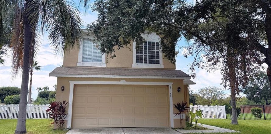 Villa ou maison à Winter Garden, Floride 3 chambres, 203.73 m2 № 2383936