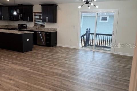 House in Plant City, Florida 3 bedrooms, 135.64 sq.m. № 2106767 - photo 2