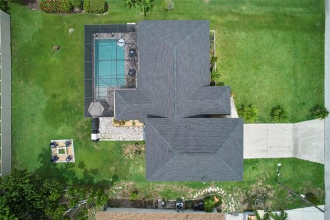 House in Cape Coral, Florida 3 bedrooms, 150.13 sq.m. № 1615328 - photo 9