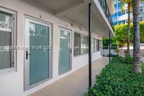 Condominio en venta en Miami Beach, Florida, 1 dormitorio, 73.49 m2 № 1957931 - foto 16