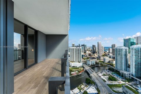 Condo in Miami, Florida, 1 bedroom  № 1953341 - photo 25