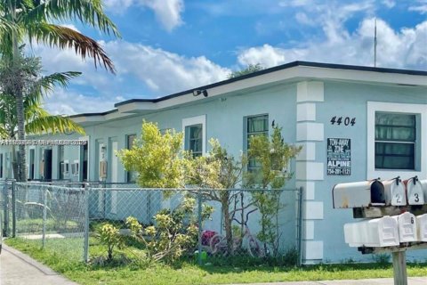 Appartement à louer à West Park, Floride: 1 chambre, 46.45 m2 № 1990422 - photo 1