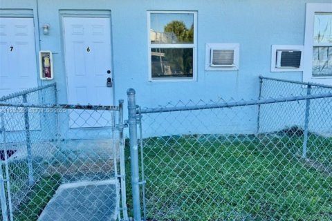 Appartement à louer à West Park, Floride: 1 chambre, 46.45 m2 № 1990422 - photo 2