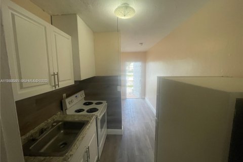 Appartement à louer à West Park, Floride: 1 chambre, 46.45 m2 № 1990422 - photo 3