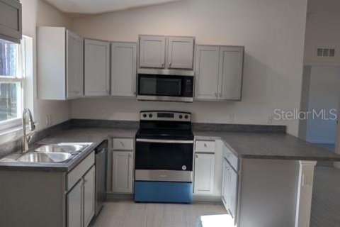 House in Dunnellon, Florida 3 bedrooms, 93.18 sq.m. № 1522474 - photo 4