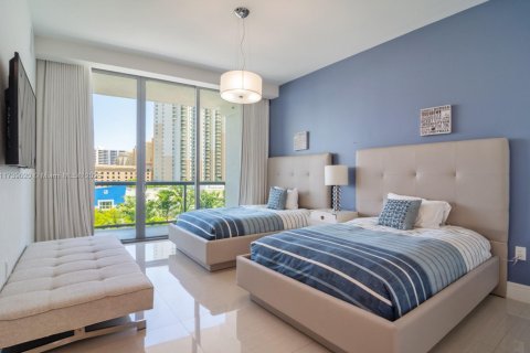 Copropriété à vendre à Aventura, Floride: 3 chambres, 222.78 m2 № 1990409 - photo 10