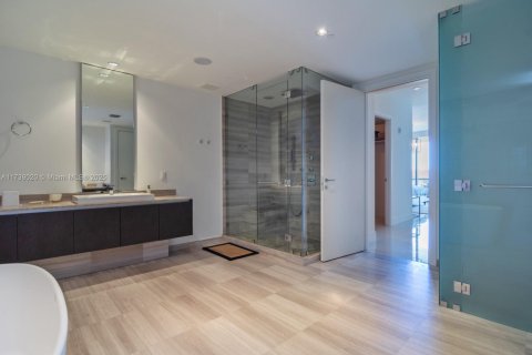 Copropriété à vendre à Aventura, Floride: 3 chambres, 222.78 m2 № 1990409 - photo 15