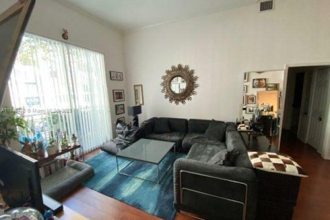 Купить кондоминиум в Майами, Флорида 2 спальни, 97.92м2, № 2088673 - фото 8