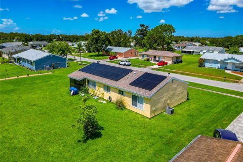 House in North Port, Florida 3 bedrooms, 109.25 sq.m. № 1854466 - photo 17