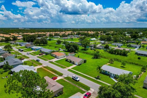 House in North Port, Florida 3 bedrooms, 109.25 sq.m. № 1854466 - photo 19