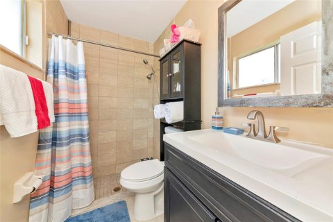 House in North Port, Florida 3 bedrooms, 109.25 sq.m. № 1854466 - photo 9