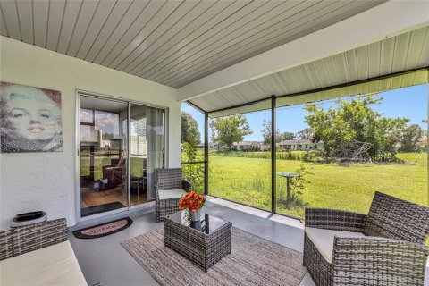 House in North Port, Florida 3 bedrooms, 109.25 sq.m. № 1854466 - photo 29