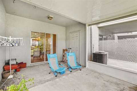 Townhouse in Riverview, Florida 2 bedrooms, 96.15 sq.m. № 2217892 - photo 25