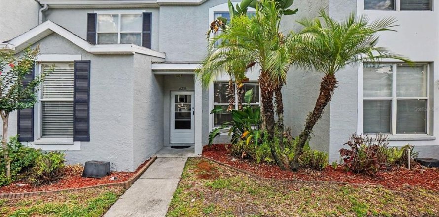 Townhouse in Riverview, Florida 2 bedrooms, 96.15 sq.m. № 2217892