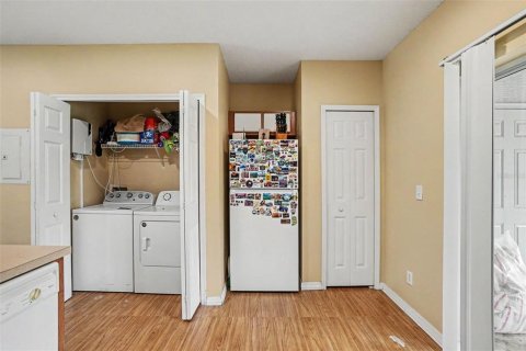 Townhouse in Riverview, Florida 2 bedrooms, 96.15 sq.m. № 2217892 - photo 22