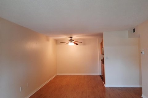 Condominio en alquiler en Winter Park, Florida, 2 dormitorios, 81.85 m2 № 1851616 - foto 5