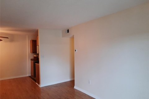 Condominio en alquiler en Winter Park, Florida, 2 dormitorios, 81.85 m2 № 1851616 - foto 6