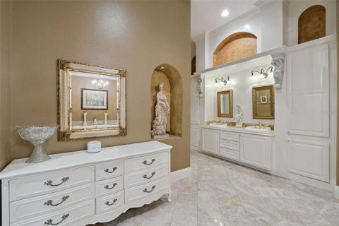 Villa ou maison à vendre à Kissimmee, Floride: 4 chambres, 335.28 m2 № 2115693 - photo 17