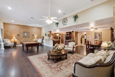 Villa ou maison à vendre à Kissimmee, Floride: 4 chambres, 335.28 m2 № 2115693 - photo 5
