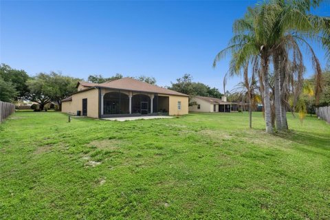 Villa ou maison à vendre à Kissimmee, Floride: 4 chambres, 335.28 m2 № 2115693 - photo 27