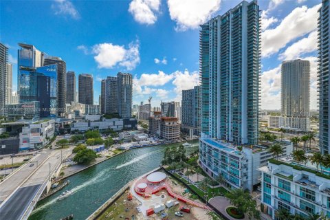 Copropriété à vendre à Miami, Floride: 2 chambres, 99.87 m2 № 1867247 - photo 21