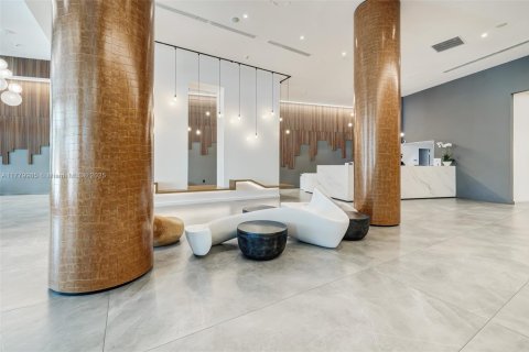 Copropriété à vendre à Miami, Floride: 2 chambres, 99.87 m2 № 1867247 - photo 22
