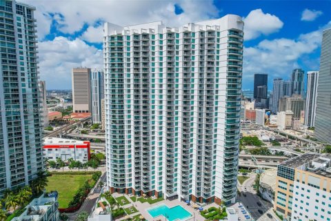 Copropriété à vendre à Miami, Floride: 2 chambres, 99.87 m2 № 1867247 - photo 19