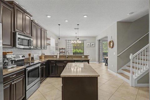 House in Land O' Lakes, Florida 5 bedrooms, 274.25 sq.m. № 2204036 - photo 30