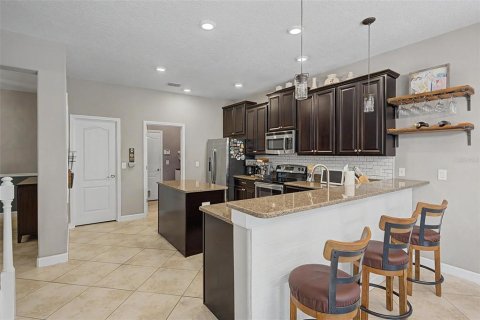 House in Land O' Lakes, Florida 5 bedrooms, 274.25 sq.m. № 2204036 - photo 24
