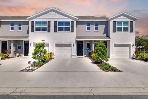 Townhouse in Bradenton, Florida 3 bedrooms, 119.29 sq.m. № 2112361